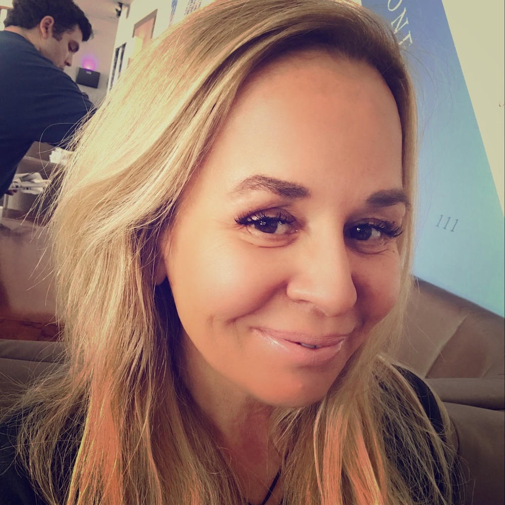 Meet your Posher, Mia